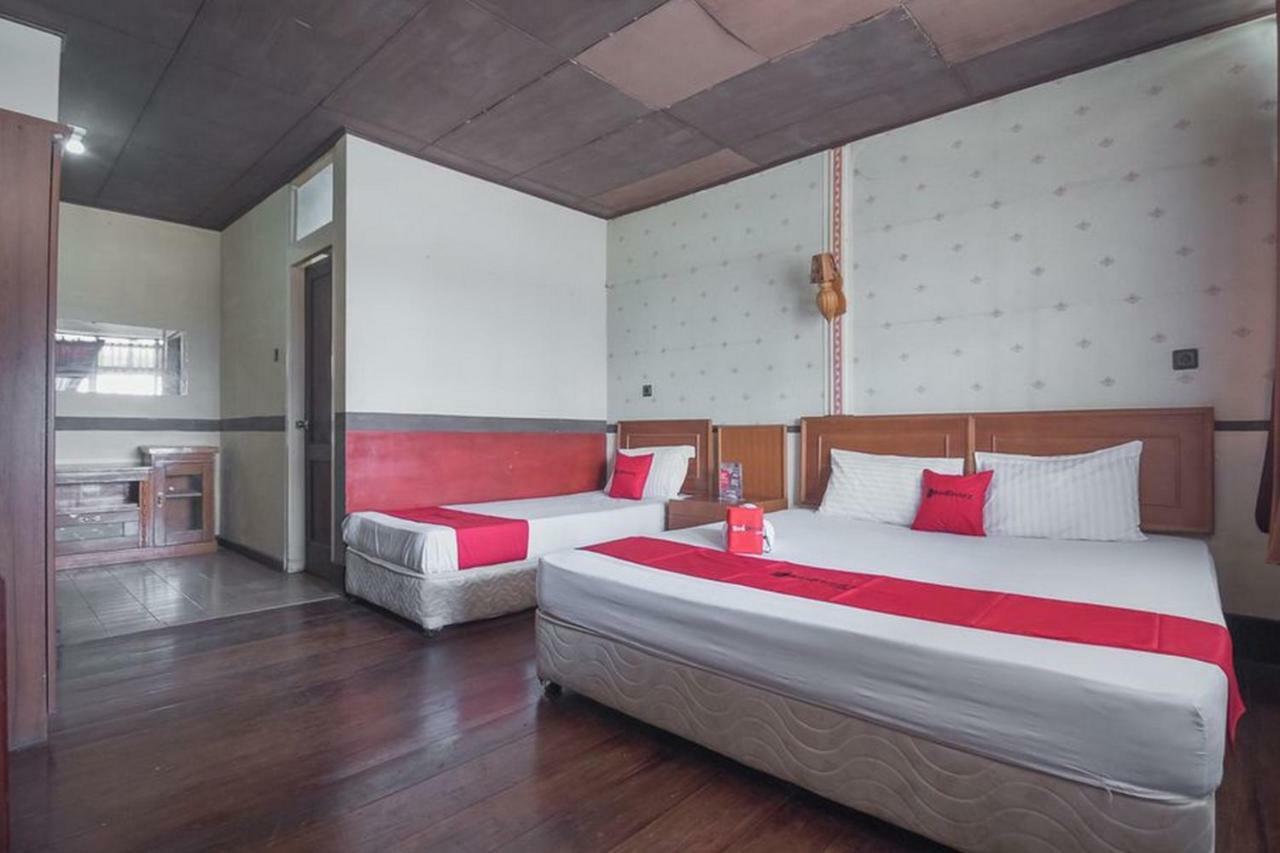 Hotel Reddoorz @ Maribaya Street Lembang Zewnętrze zdjęcie