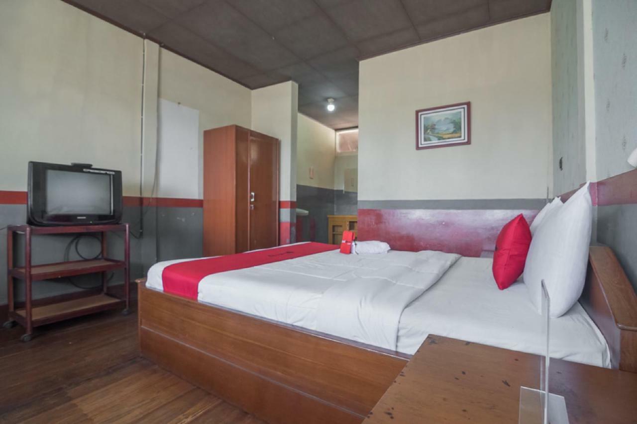 Hotel Reddoorz @ Maribaya Street Lembang Zewnętrze zdjęcie